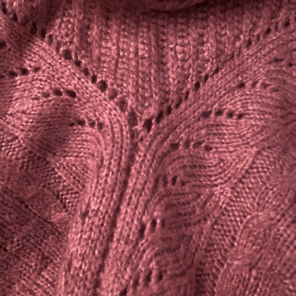 Charlotte Russe Turtle Neck Sweater - Picture 4 of 4